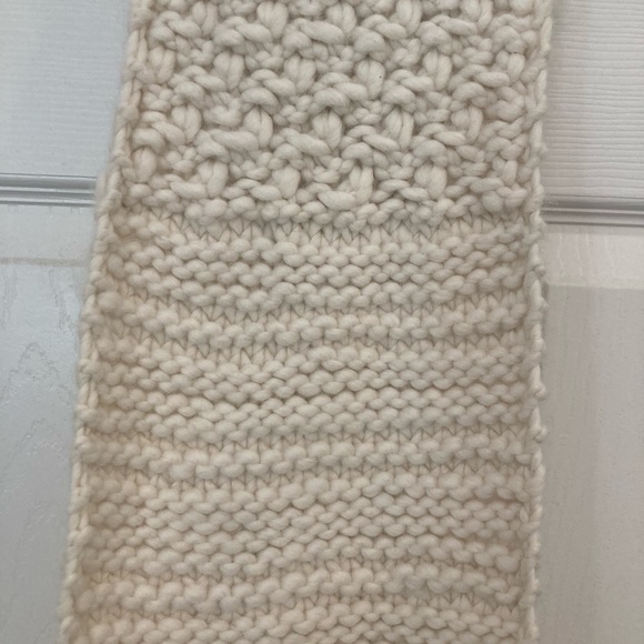 Shit that I knit Trowbridge Scarf White Lie Cream - Picture 8 of 12